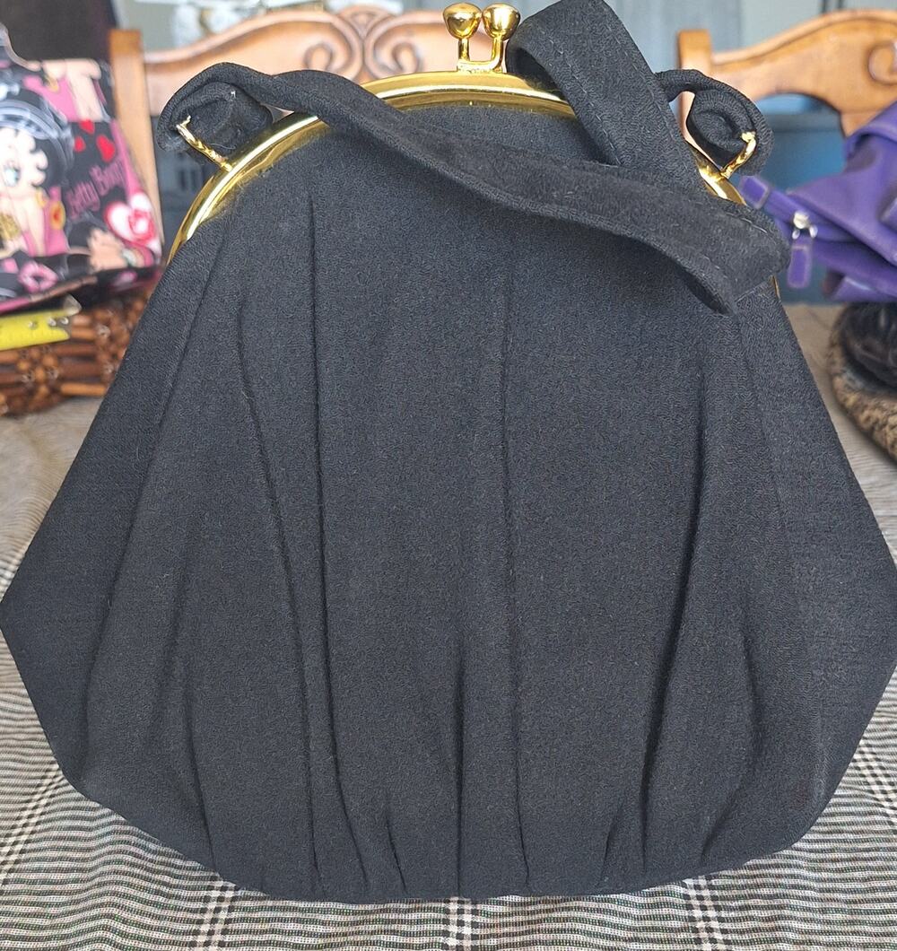 Dover 1960s hand purse & change purse- 9.75”w x 8.5”h- gold-tone trim- excellent